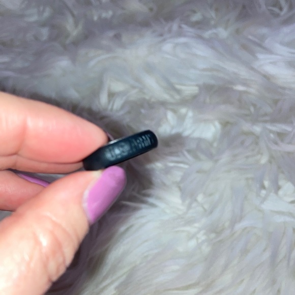 QALO GO ARMY Ladies Silicone Wedding Band Ring 8 (snug) - Picture 5 of 7